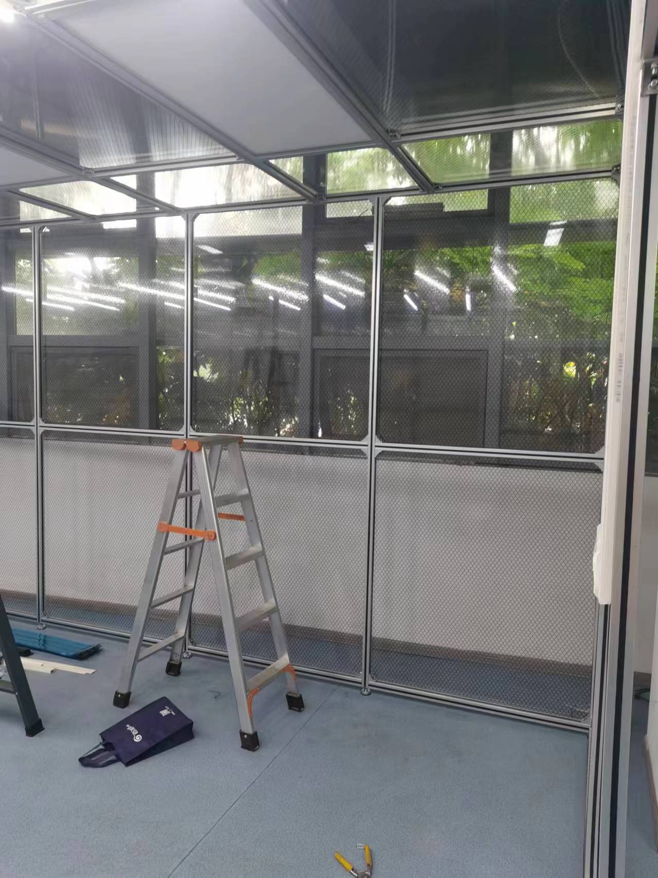 十萬級網(wǎng)格簾無塵棚結構示意圖